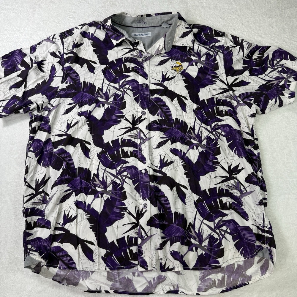 Tommy Bahama Camp Shirt Mens XL Purple Minnesota Vikings Tropical Leaf NFL Logo